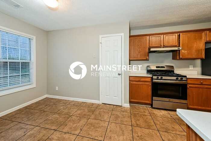 852 New England Ct - Photo 6 of 20