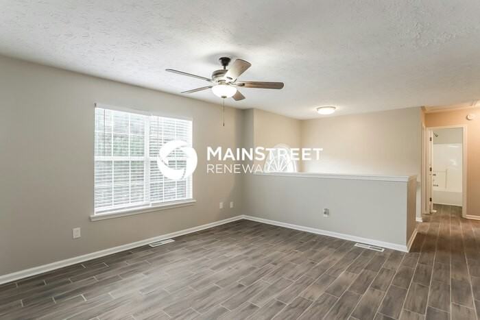 382 Pleasant Way - Photo 2 of 17