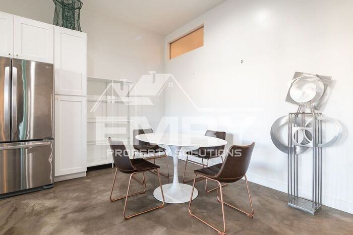 5655 E Beverly Blvd - Photo 5 of 35