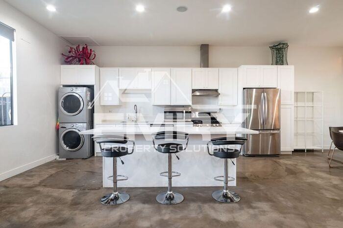 5655 E Beverly Blvd - Photo 7 of 35