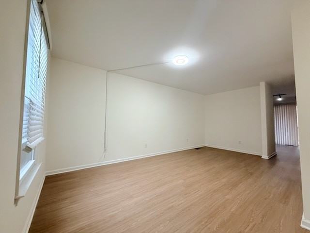 347 W Oak Ave #A - Photo 3 of 8