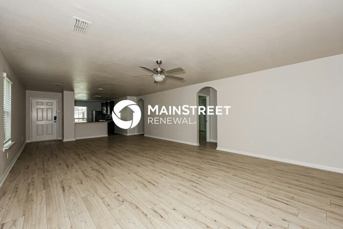 122 Bluebonnet Dr - Photo 4 of 17