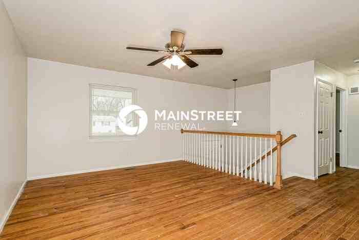 7 Marveline Dr - Photo 5 of 18