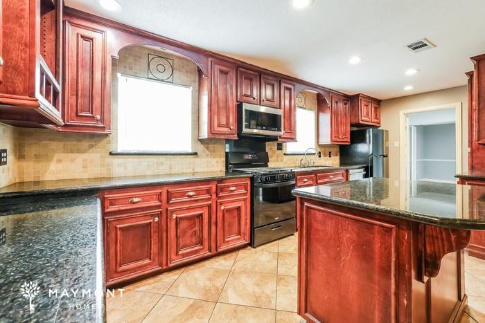 23542 Laura - Photo 6 of 15