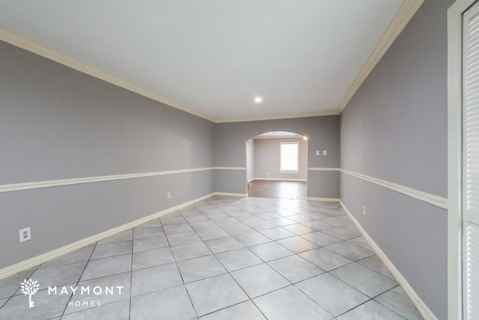 23542 Laura - Photo 7 of 15