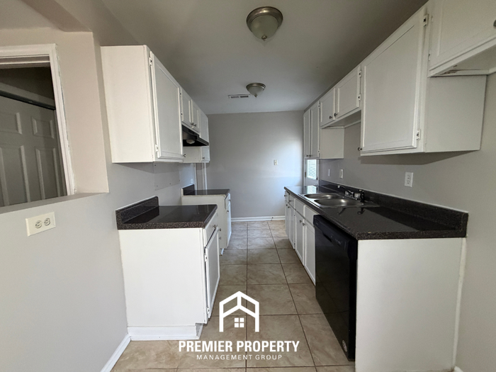 1329 S Perkins Rd - Photo 6 of 18