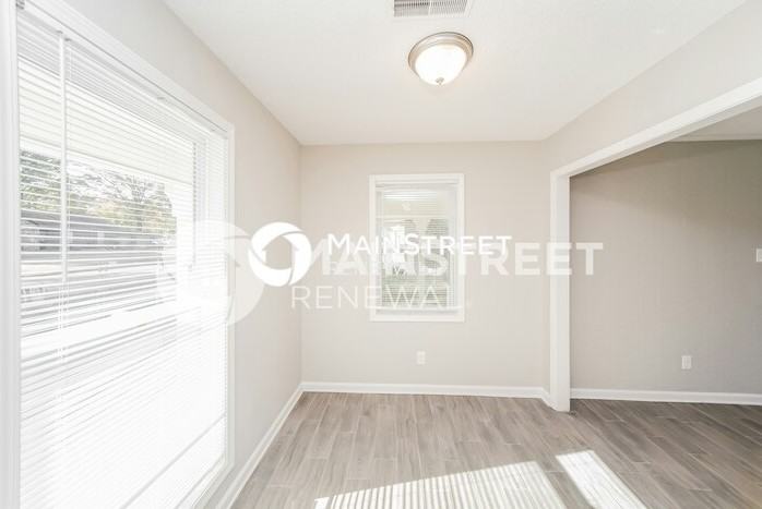 6192 Cranbury Park Dr - Photo 6 of 16