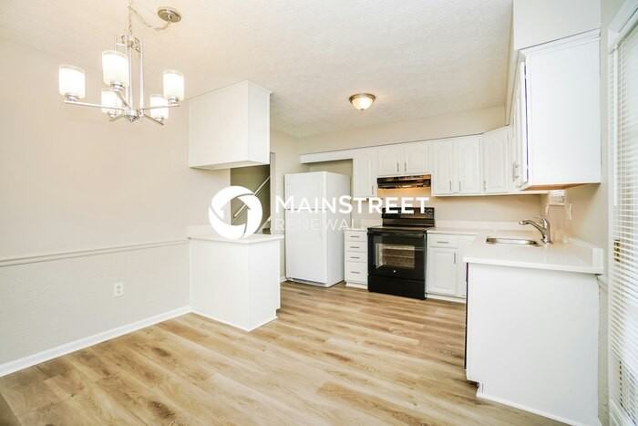 2871 Yankee Doodle Dr - Photo 7 of 17