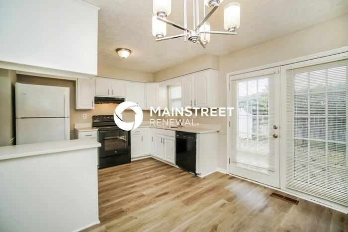 2871 Yankee Doodle Dr - Photo 6 of 17
