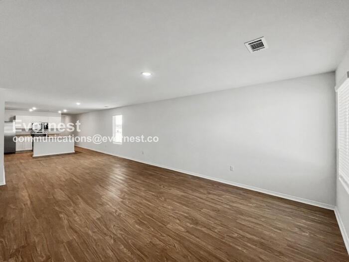 480 Moonlight Graham - Photo 5 of 19