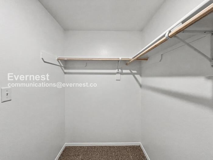 480 Moonlight Graham - Photo 6 of 19