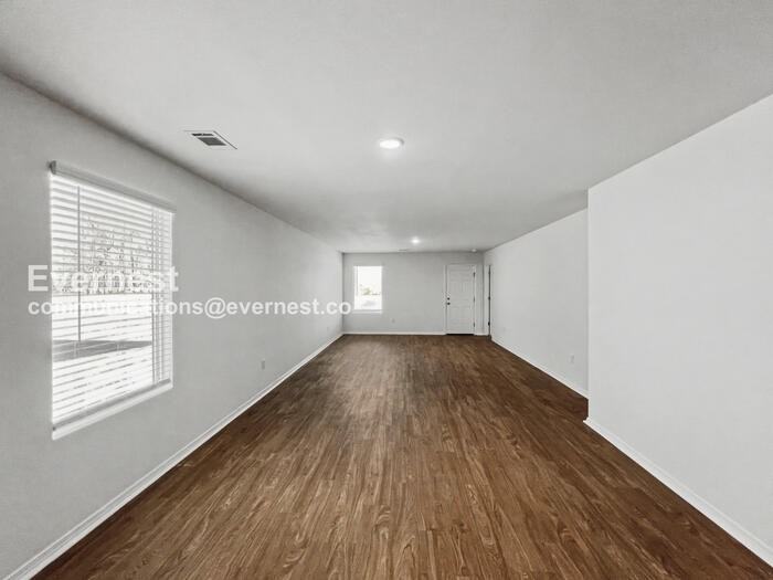 480 Moonlight Graham - Photo 7 of 19