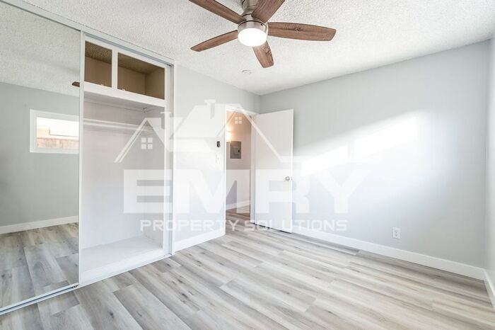 6255 Gifford Ave #6255A - Photo 7 of 19