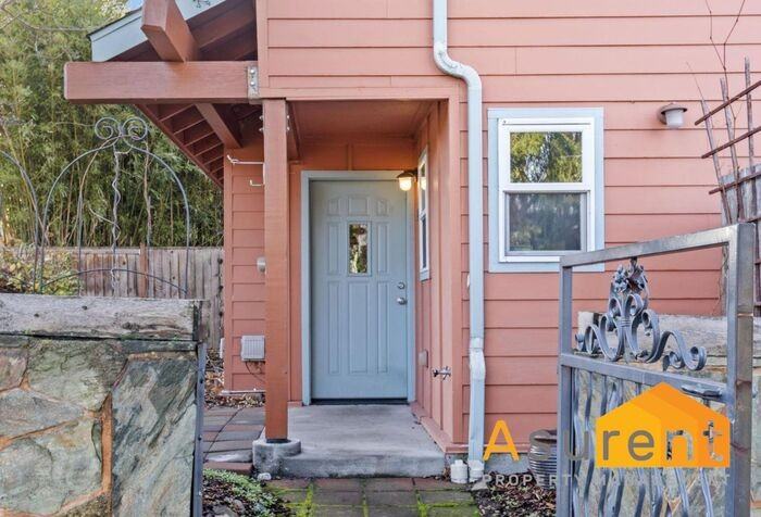 1288 Calypso Ct - Photo 4 of 13