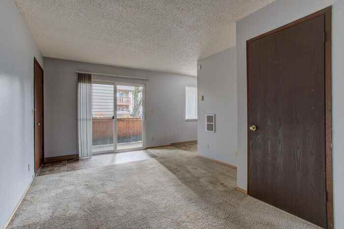 2634 Se 160th Ave - Photo 2 of 12