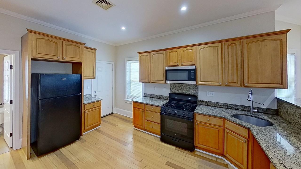 9 Landor Road #3 - Photo 2 of 10