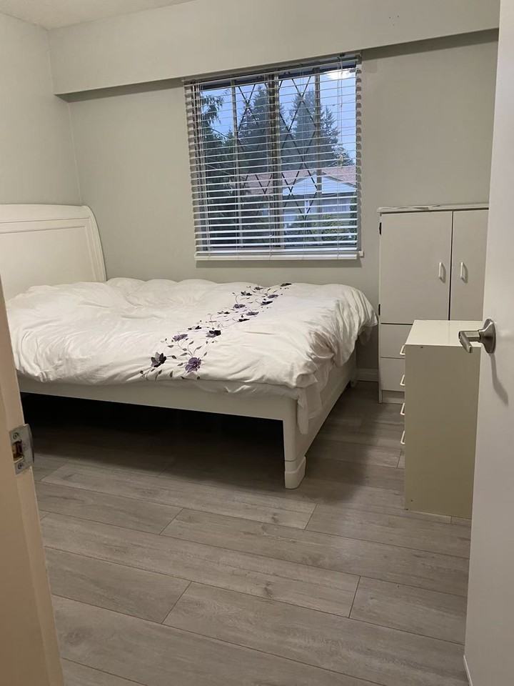 2621 Tuohey Avenue - Photo 2 of 10