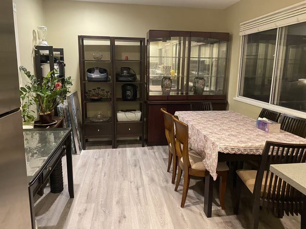 2621 Tuohey Avenue - Photo 3 of 10