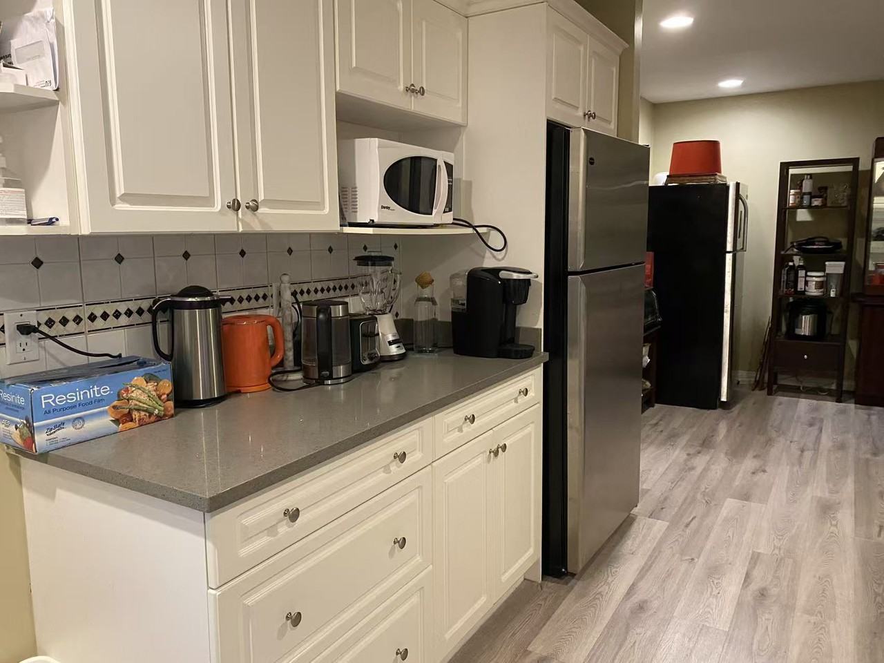 2621 Tuohey Avenue - Photo 7 of 8