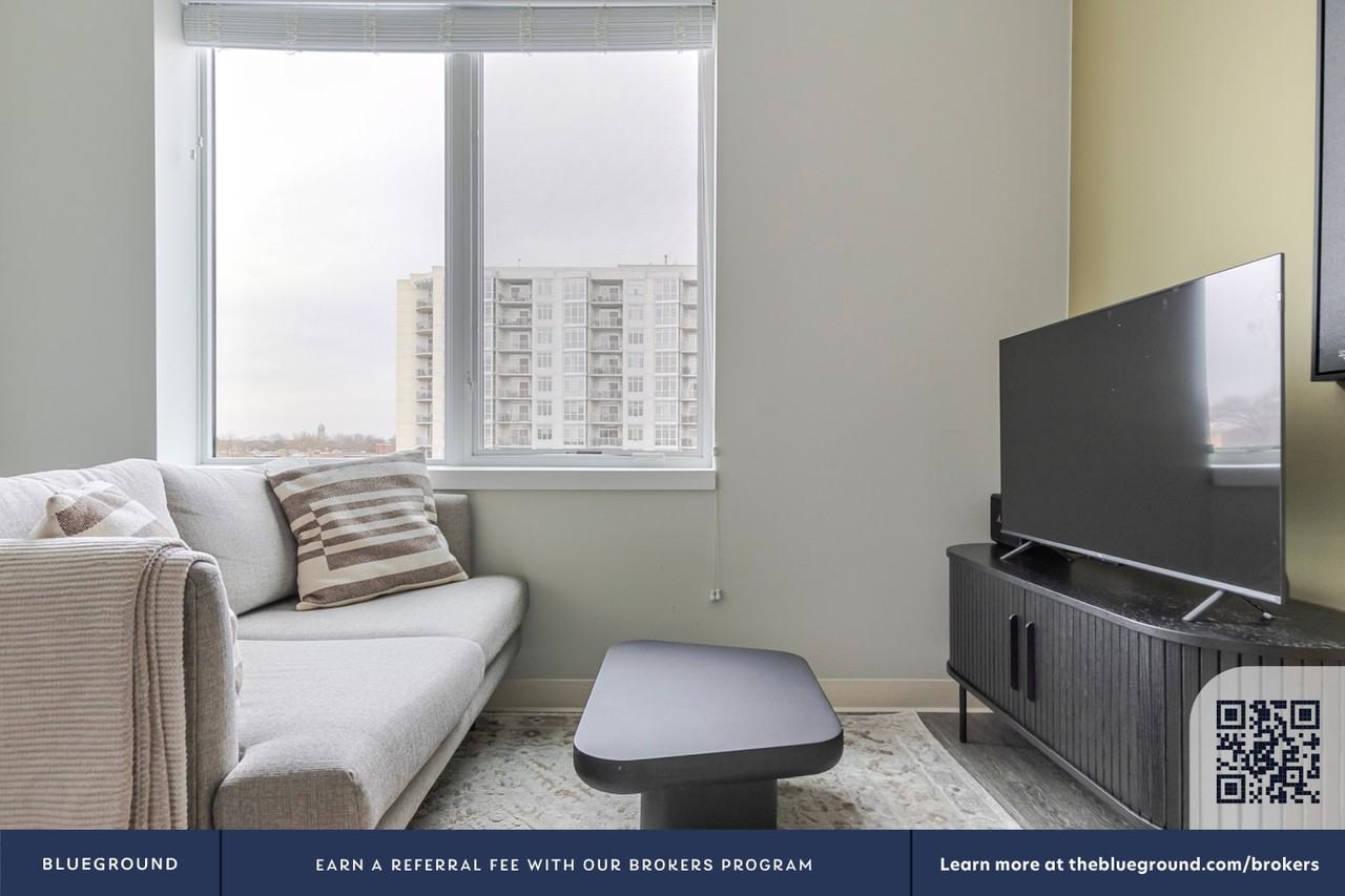 6149 N Broadway #1273 - Photo 5 of 40