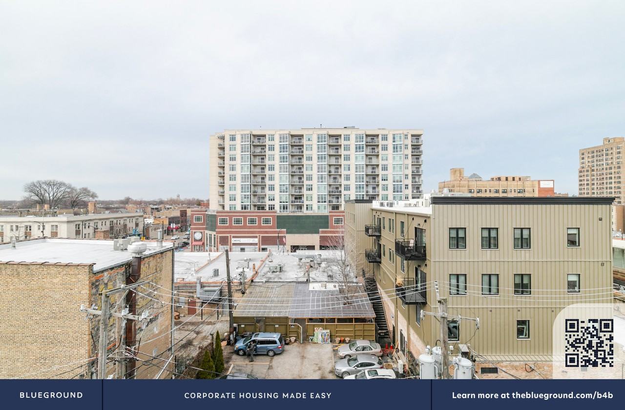 6149 N Broadway #1273 - Photo 6 of 40