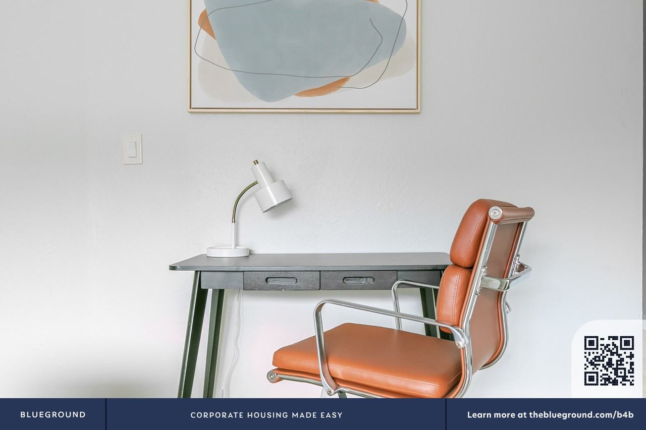 1945 Latham St #1917 - Photo 5 of 20