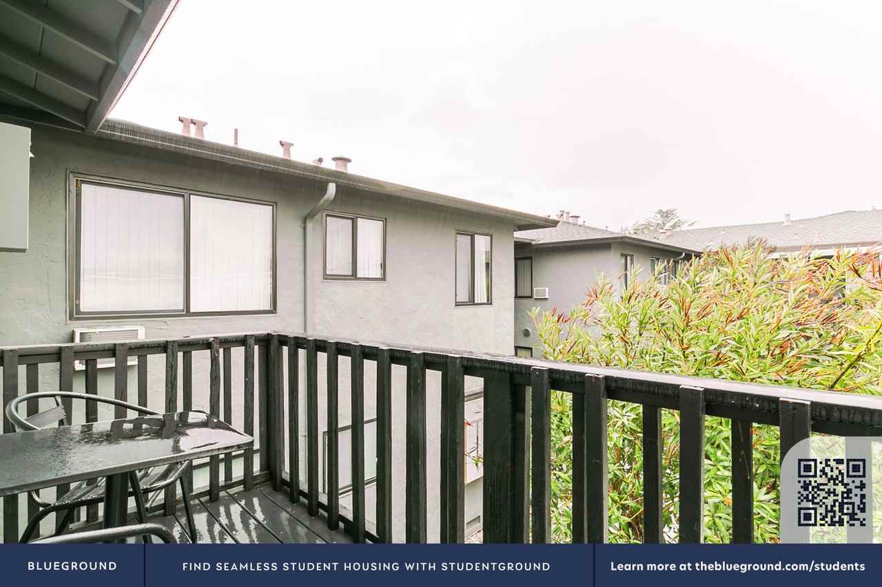 1945 Latham St #1917 - Photo 6 of 20