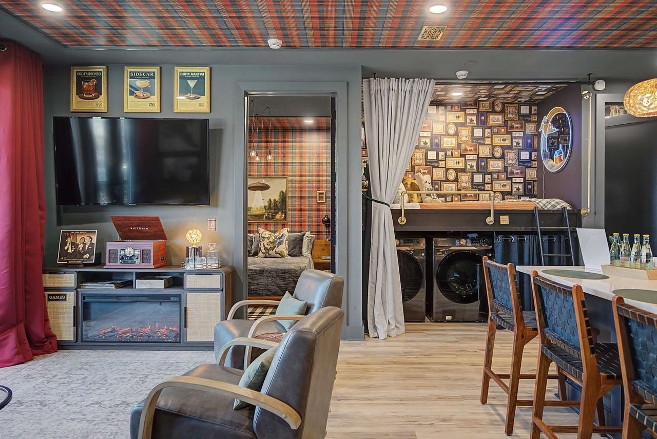 245 Hermitage Ave #1261721P - Photo 6 of 50