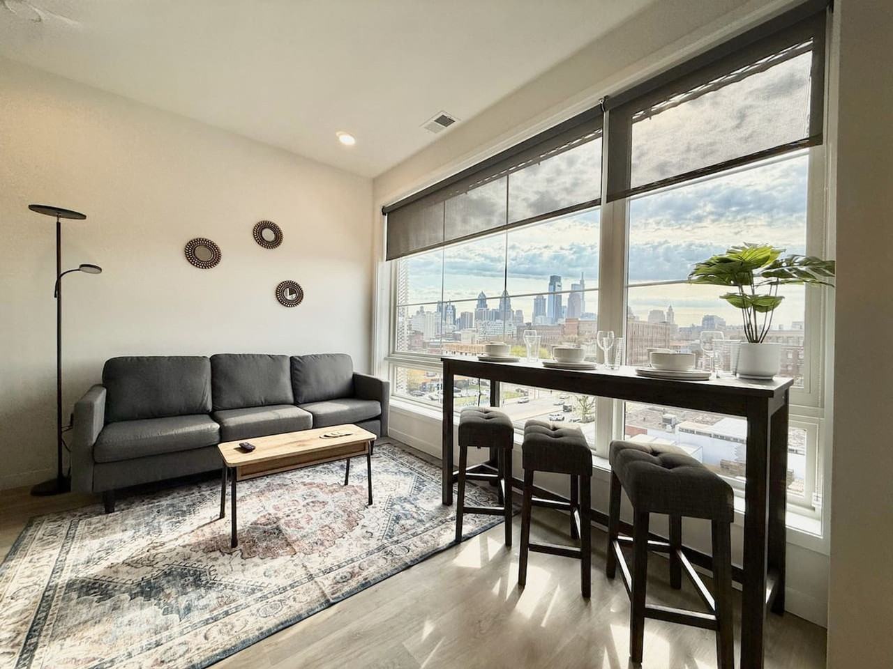 501 North Perth Street - Photo 2 of 76