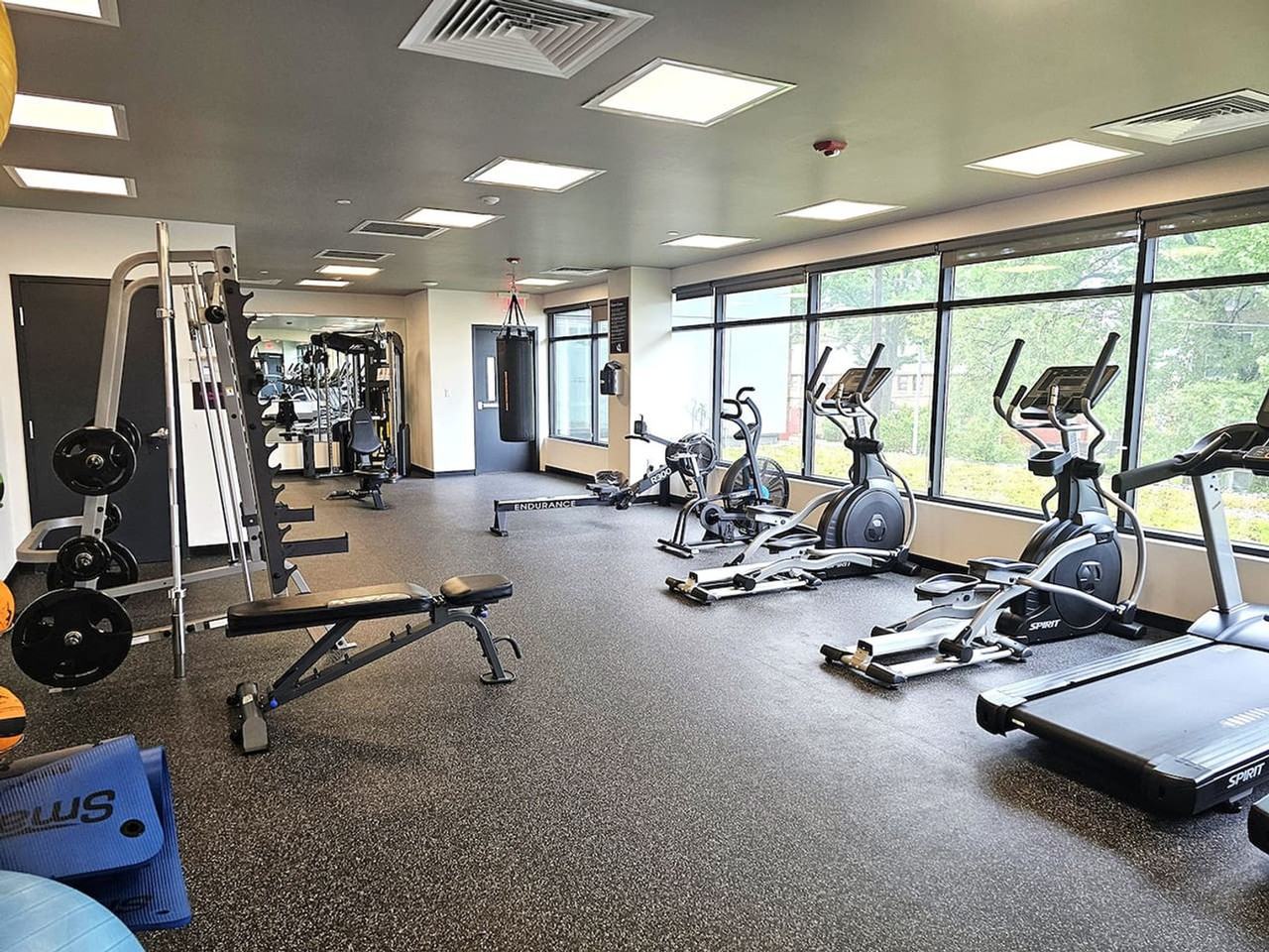 501 North Perth Street - Photo 7 of 76