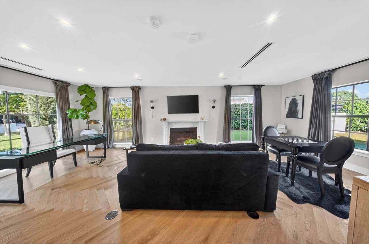 4312 Ne 22nd Ave #1332411P - Photo 4 of 44