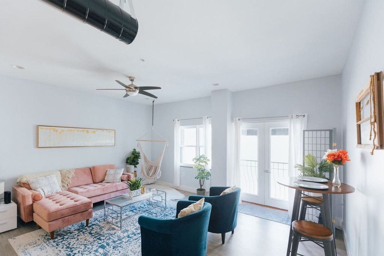 202 East Main Street - Photo 4 of 64