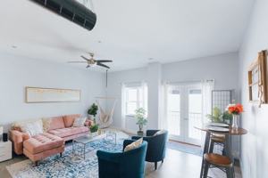featured image of 202 E Main St