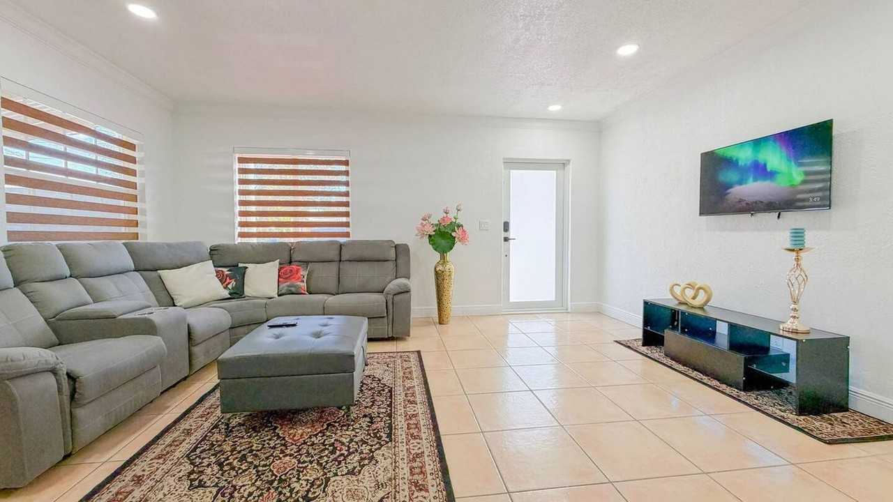 340 Tamiami Canal Rd #1463287P - Photo 2 of 20