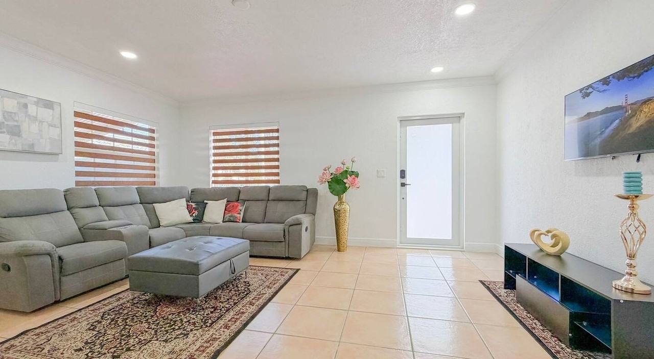 340 Tamiami Canal Rd #1463287P - Photo 3 of 20