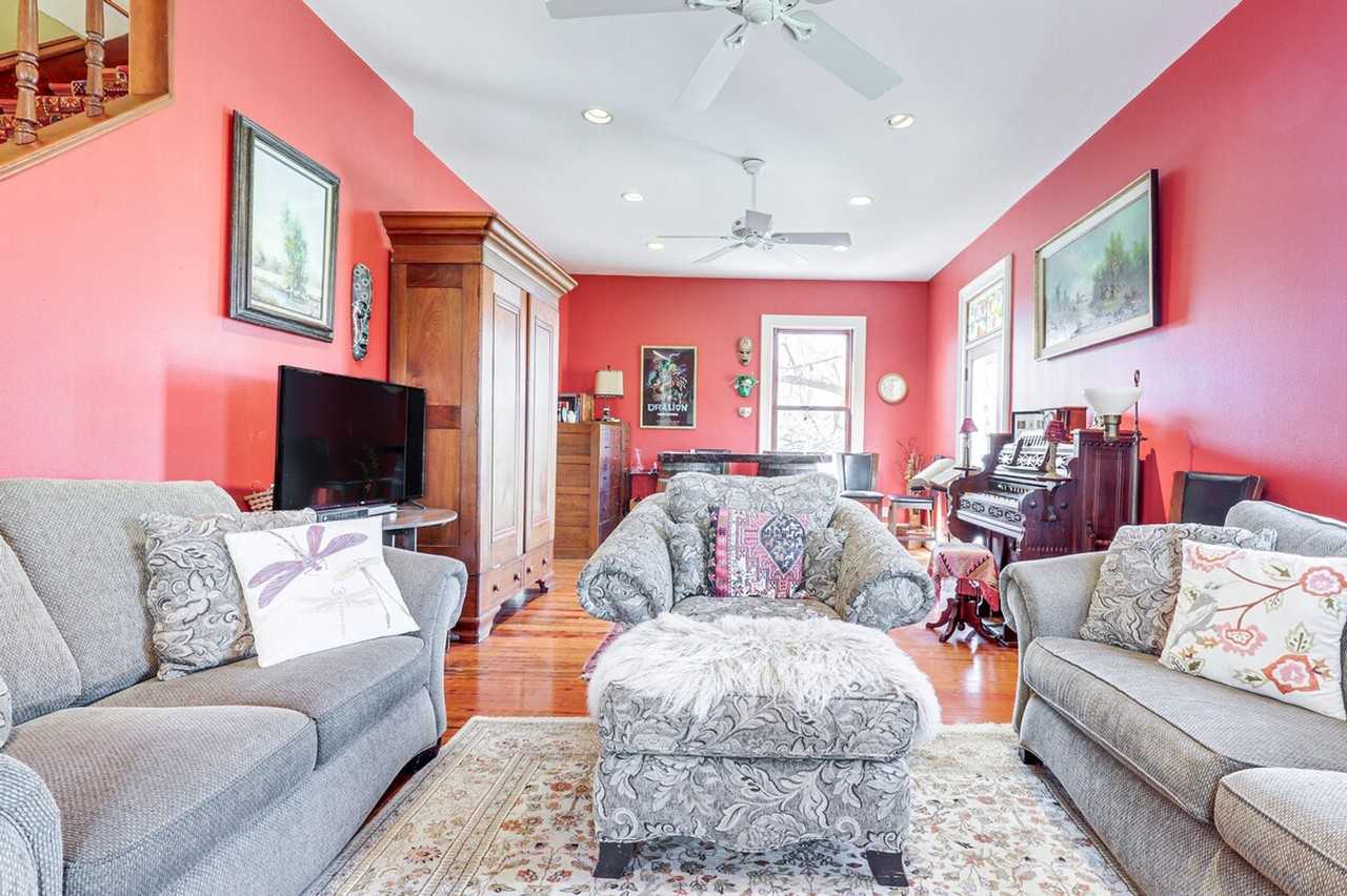 3177 Vichy Ave #1304976P - Photo 3 of 38