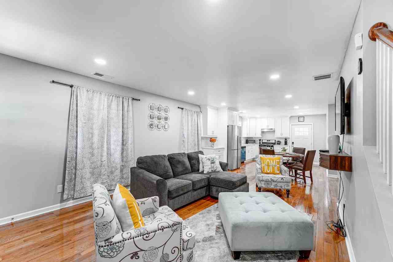 51 Indian Ave #1385594P - Photo 6 of 25