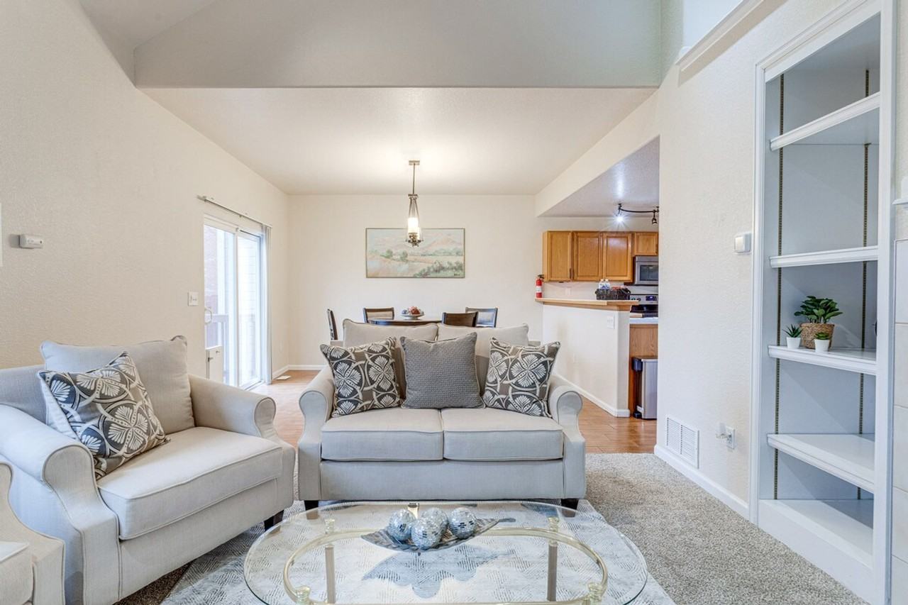 15555 E 40th Ave #1386130P - Photo 3 of 31