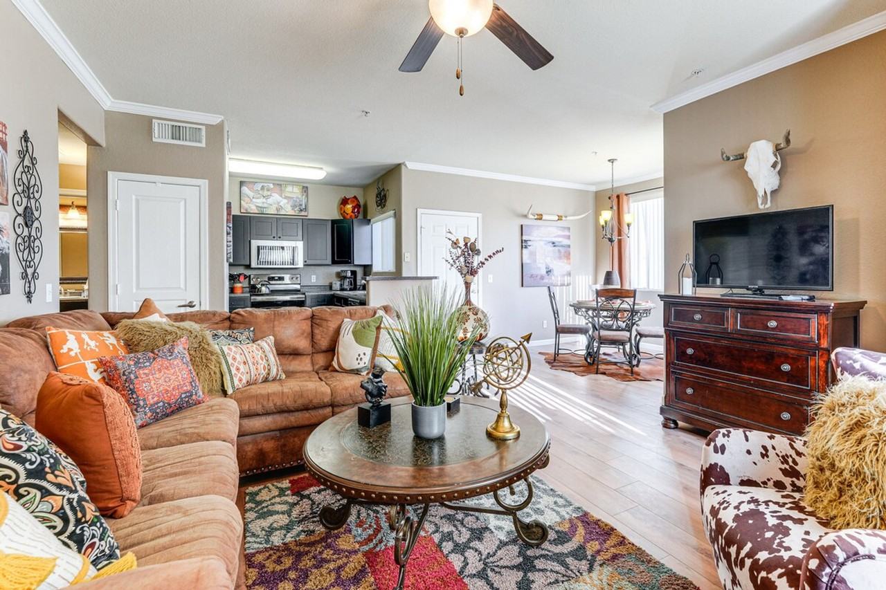 S Pierpont Dr #1386084P - Photo 2 of 30