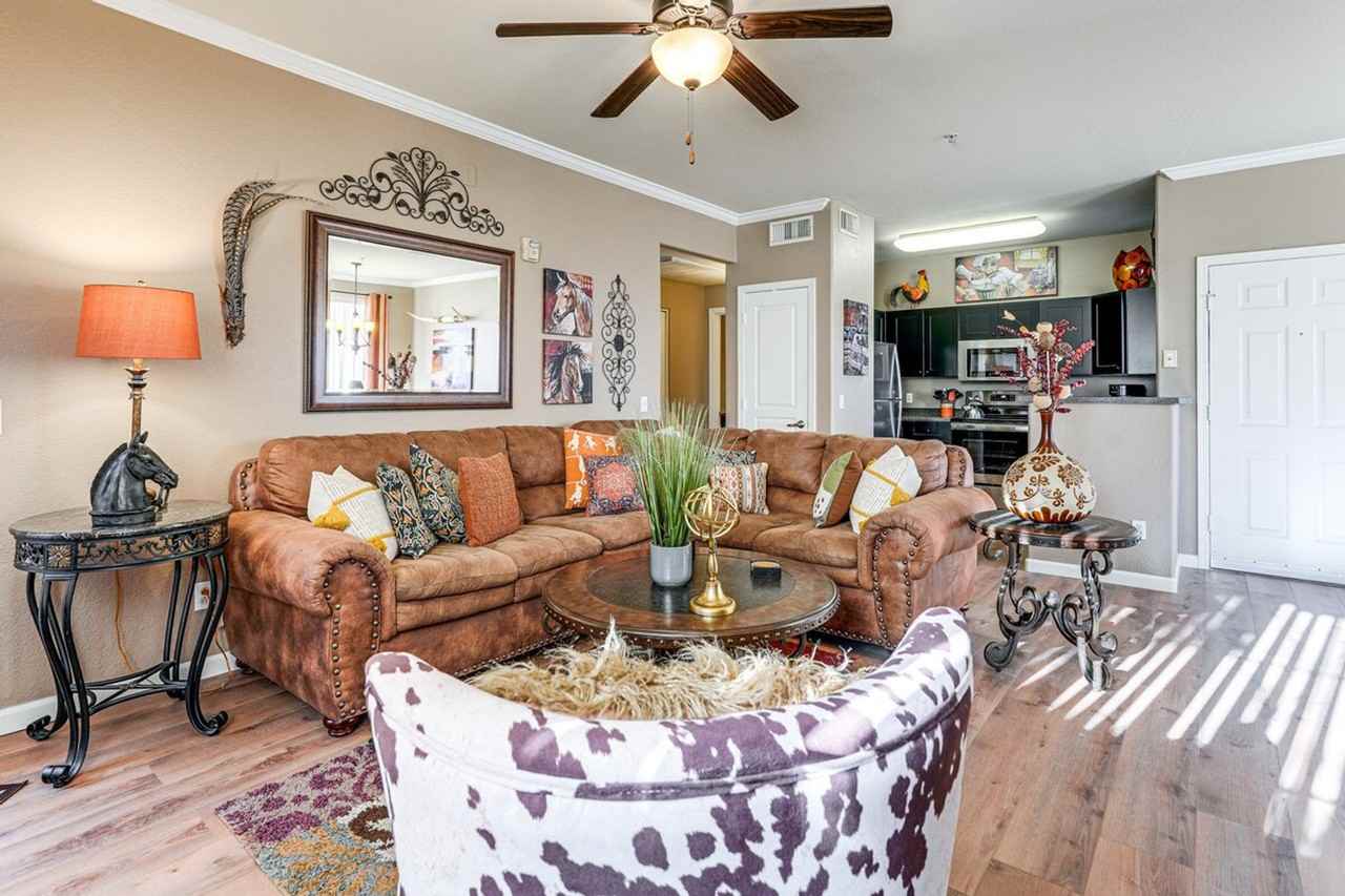 S Pierpont Dr #1386084P - Photo 4 of 30