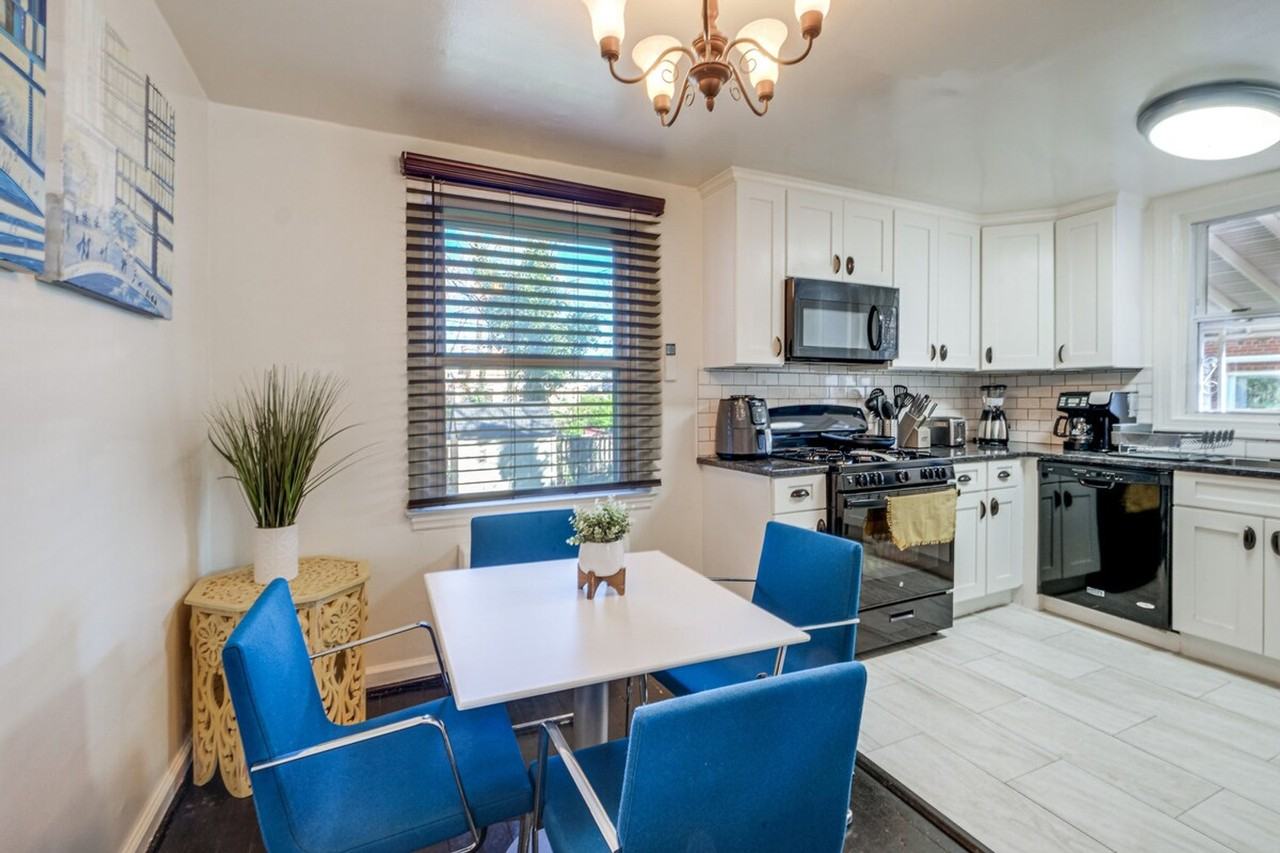 2430 S Oakland St #1385650P - Photo 2 of 24