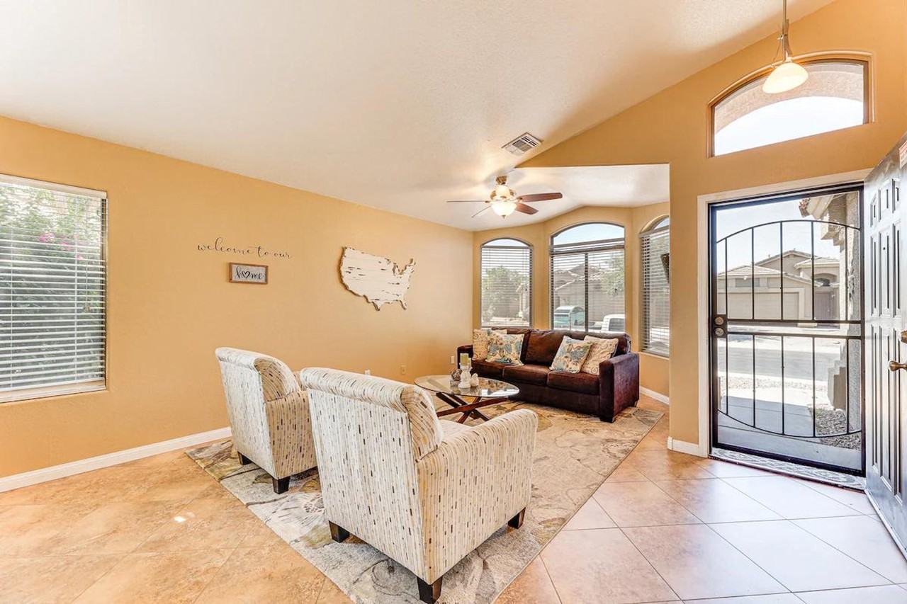 43854 W Cahill Dr #1385912P - Photo 2 of 31