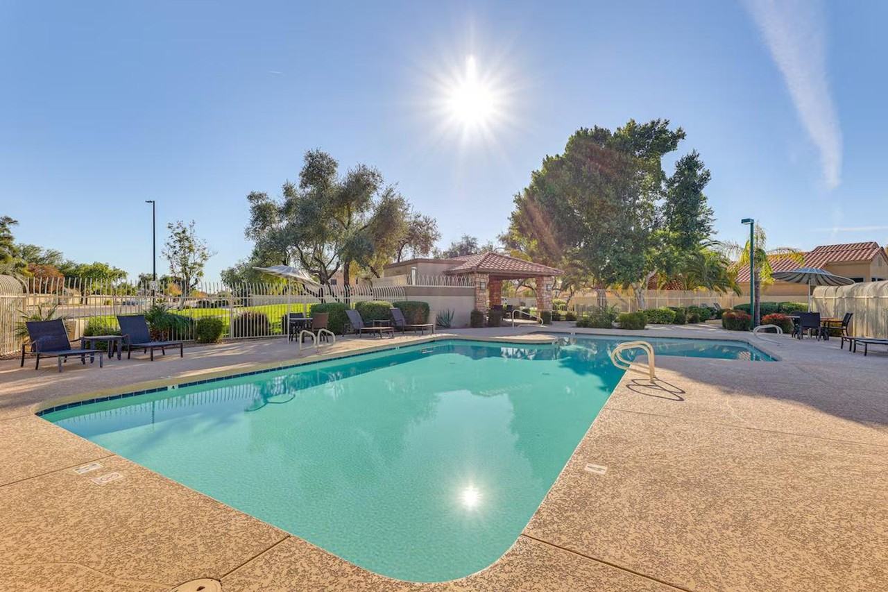 253 E Vaughn Ave #1386143P - Photo 6 of 33