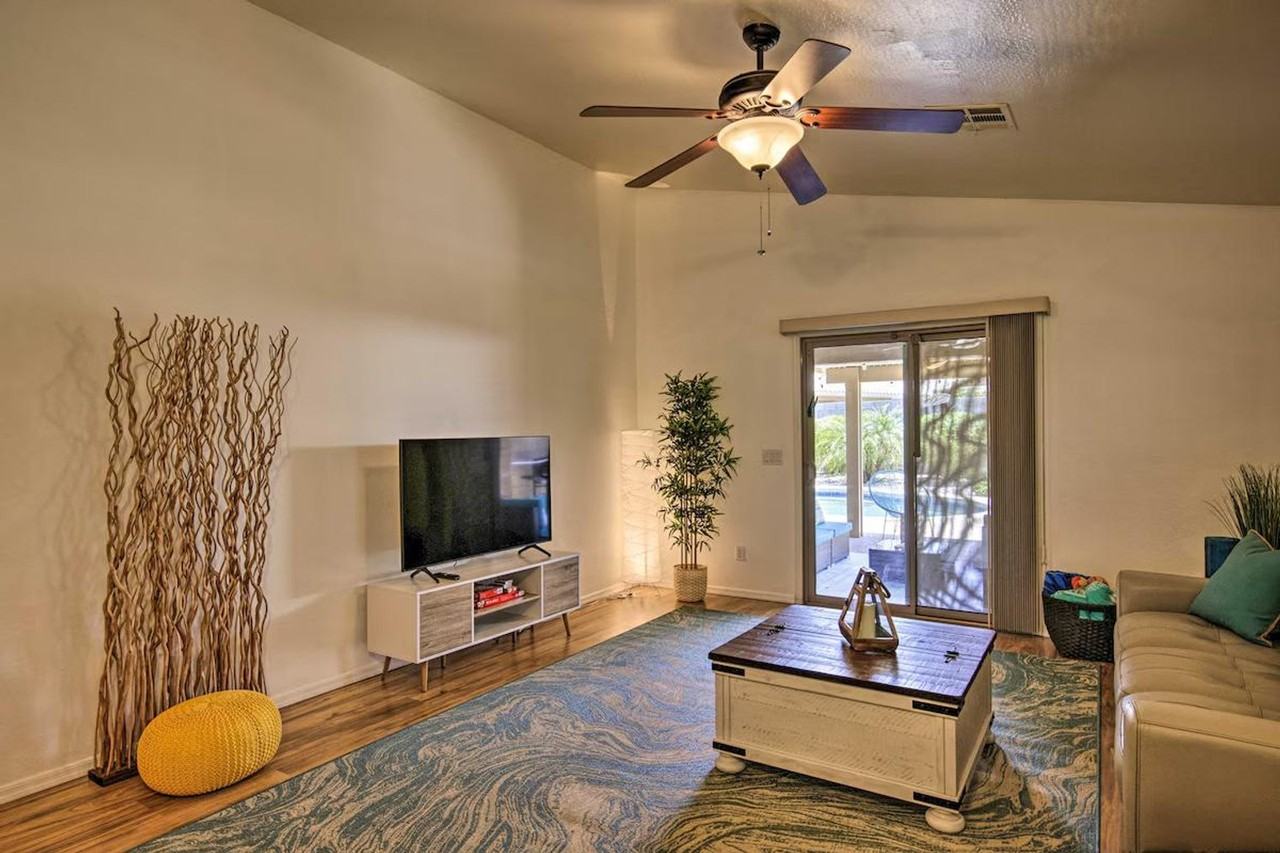 1021 S 167th Ln #1385890P - Photo 3 of 32