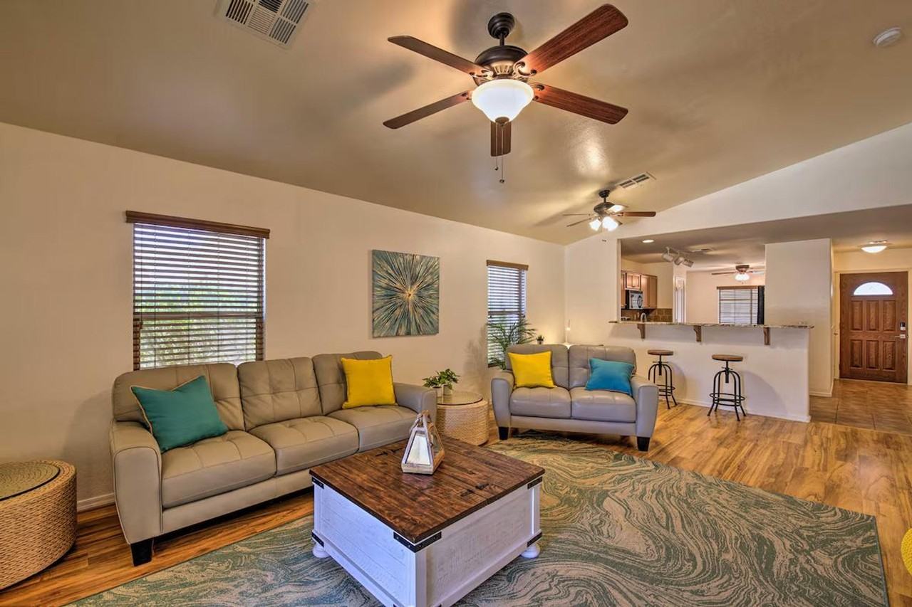 1021 S 167th Ln #1385890P - Photo 4 of 32