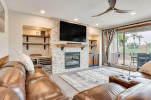 featured image of 13716 W Cypress St