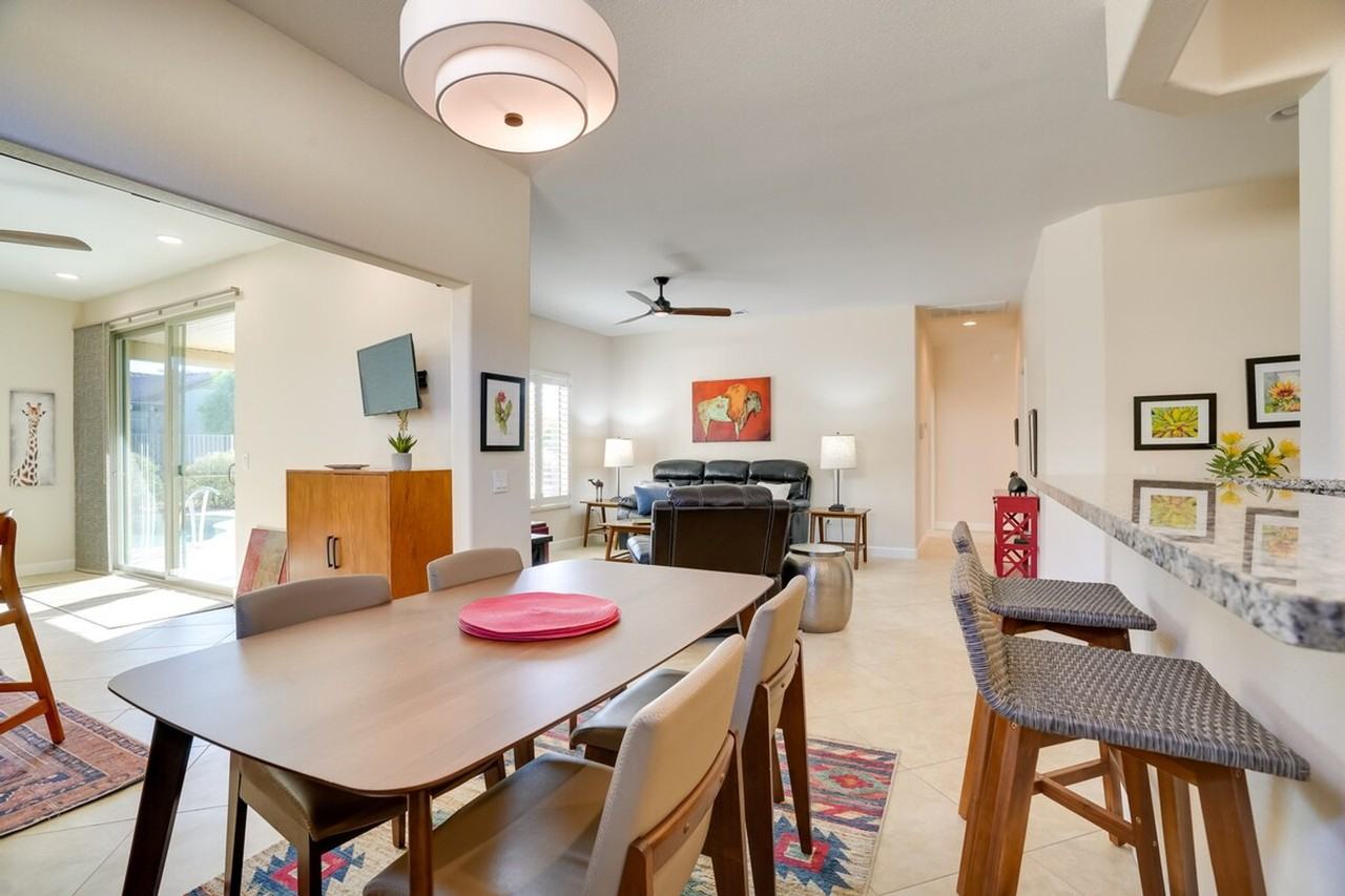 15992 W Indigo Ln #1386052P - Photo 4 of 33