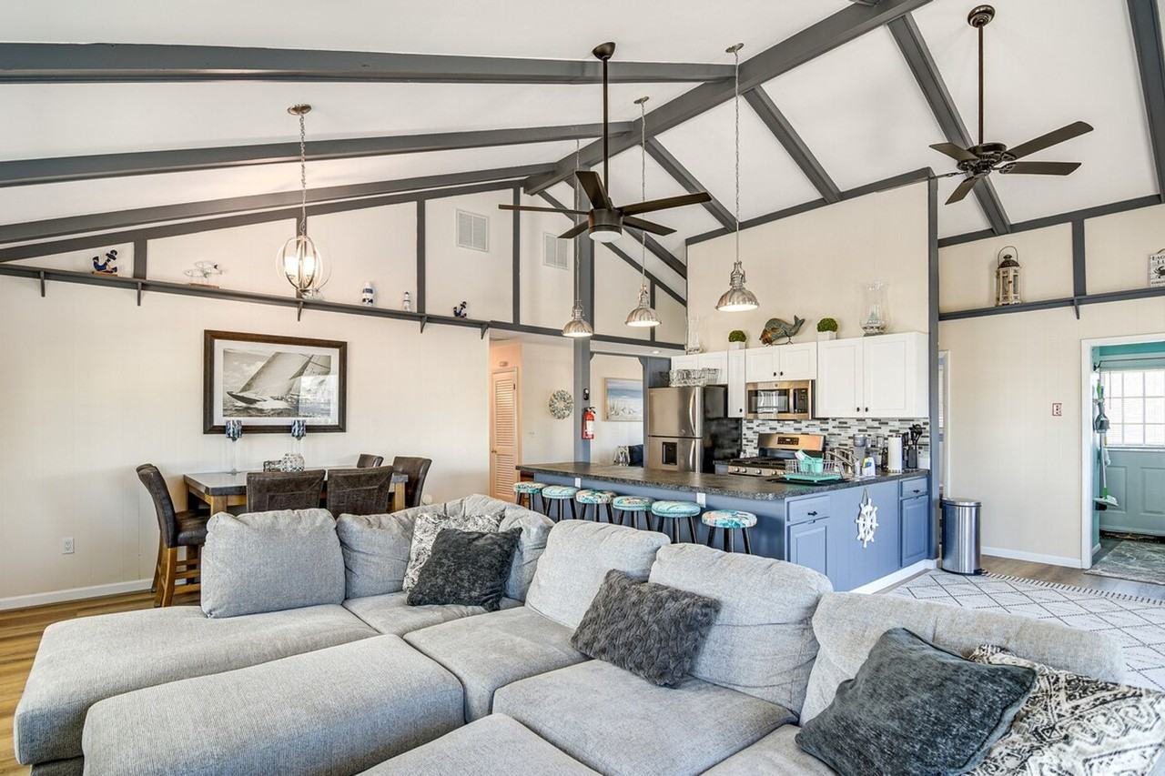 1404 Hilo Bay Dr #1300464P - Photo 3 of 25