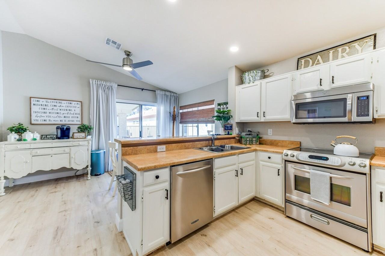 1120 N Val Vista Dr #1386007P - Photo 2 of 31