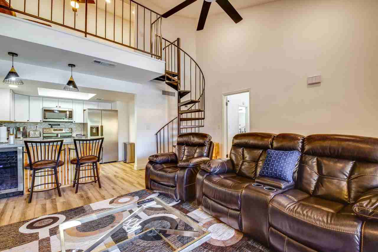 1351 N Pleasant Dr #1386157P - Photo 5 of 25
